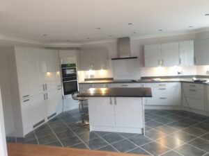 white and black kitchen