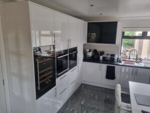 white shine kitchen